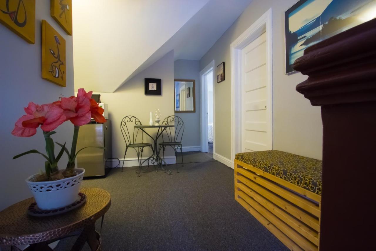 Acomodação com café da manhã  A And Fayebed And Breakfast, Inc, Nova York