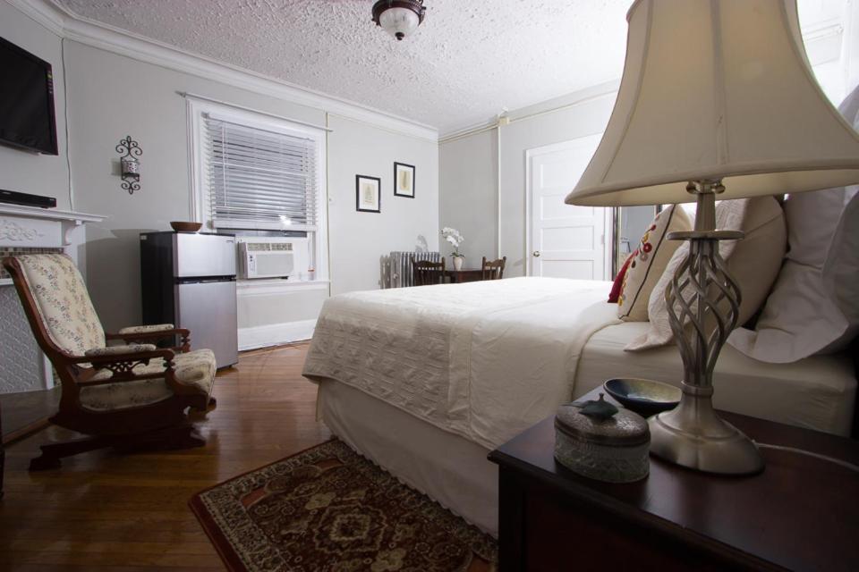 A And Fayebed And Breakfast, Inc, * Nova York